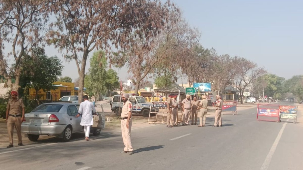 Mansa Police are checking the suspicious vehicles by settings up Naka’s at various places to maintain Law and Order situation in the district and taking strict action against those who violates traffic rules.

#PoliceSurveillance