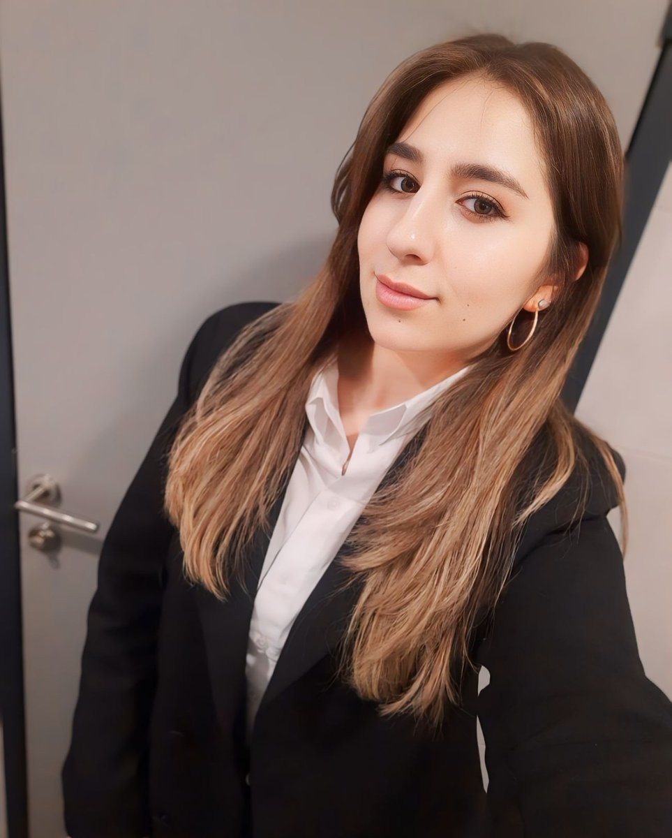 GamzeUgurluoglu's tweet photo. 💼🇹🇷 https://t.co/dJdU7ZHw3w