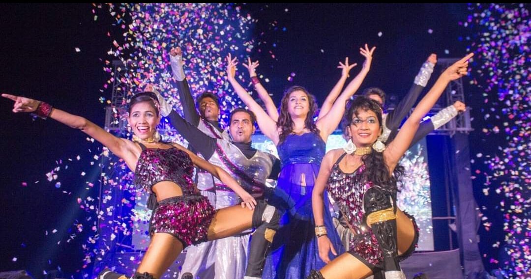 MannaraKiTribe's tweet photo. Mannara in Telugu Show 🔥🔥❤️‍🔥
#MannaraChopra 
#Mannarians #MannaraKiTribe https://t.co/w66X35OwBQ