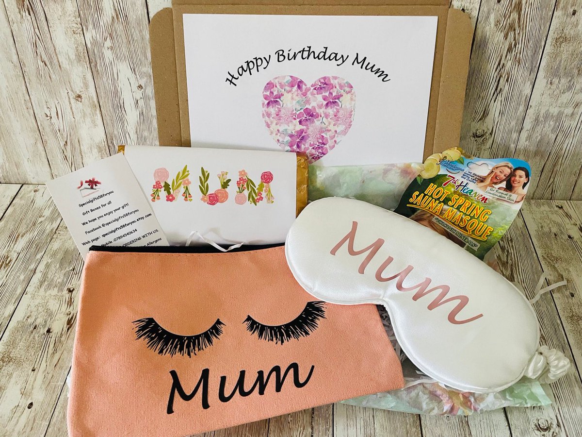 Lovely mum gift, perfect for any occasion. Personalised, pamper gift. Mummy gift, gift for her. #mumgift #personalised #mummygift #giftforher #pampergift #eyemask #makeupbag #chocolate #mumbirthday #etsy ⁦@specialgifts58⁩ specialgifts58foryou.etsy.com/listing/166260…
