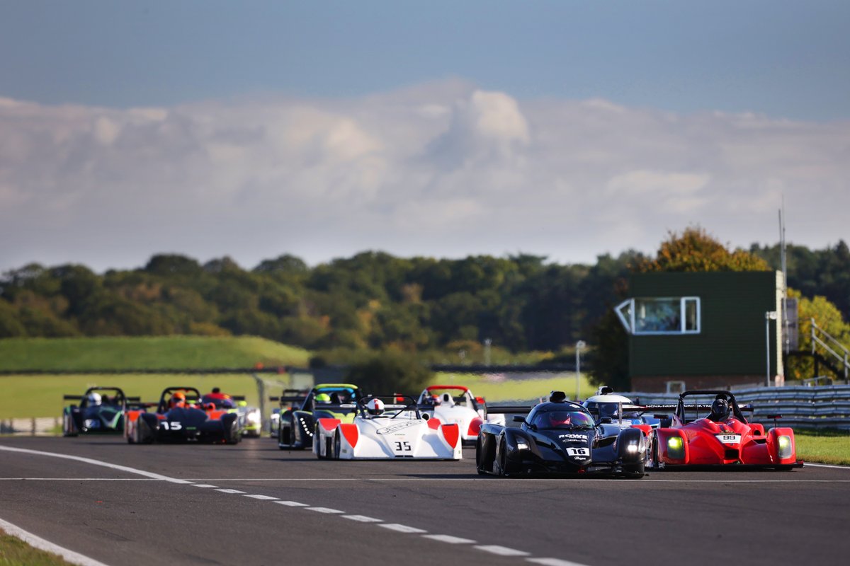 The 2nd race of the season will be on the Snetteron 300 Circuit.  Race day will be Saturday, 18 May.

1 x 20 min qualifying 
2 x 20 min races 

#zeoracing #zeoprototypes #Snetterton300  #britishracing #brscc #autosport #motorsportuk #motorracing