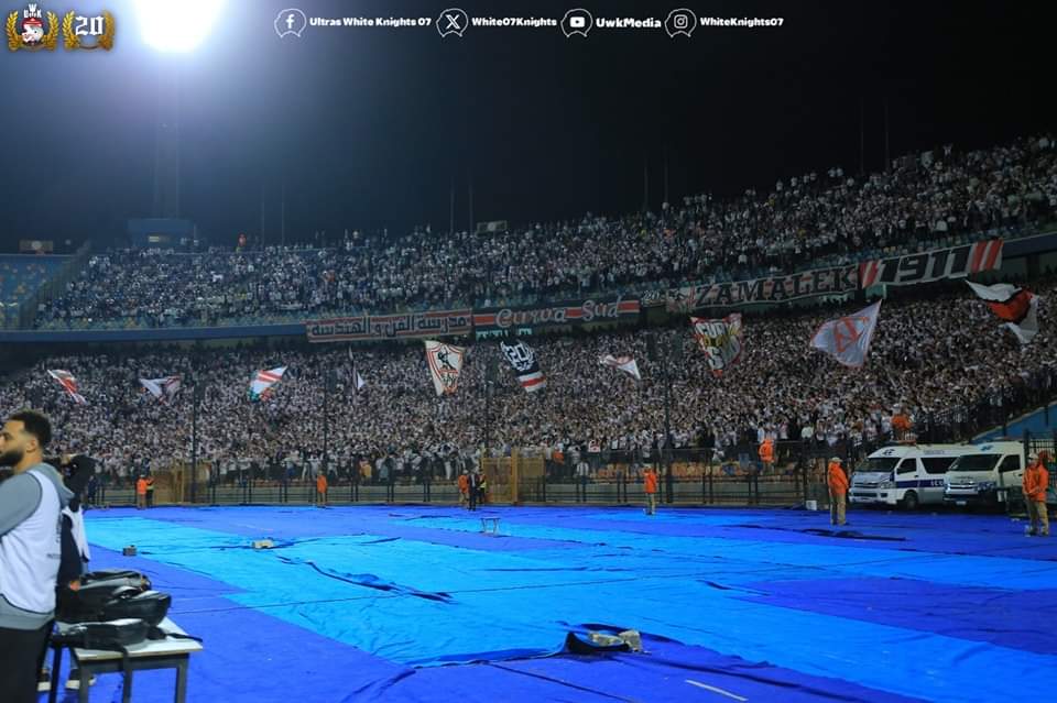 "عيوننا على الذهب .. قادرون على حصد اللقب"

أخبرناكُم مرارًا وتكرارًا أن قوة نادينا العظيم وعودته لن تكون إلا بجماهيره الأوفياء وأن هذه المرحلة لن تمُر مرور الكرام بدون حضورنا في المُدرجات والمؤازرة والدعم كَمَا يجب أن يكون. 

واليوم نؤكد إلى الجميع مِن داخل المُدرج الأقوى في مصر