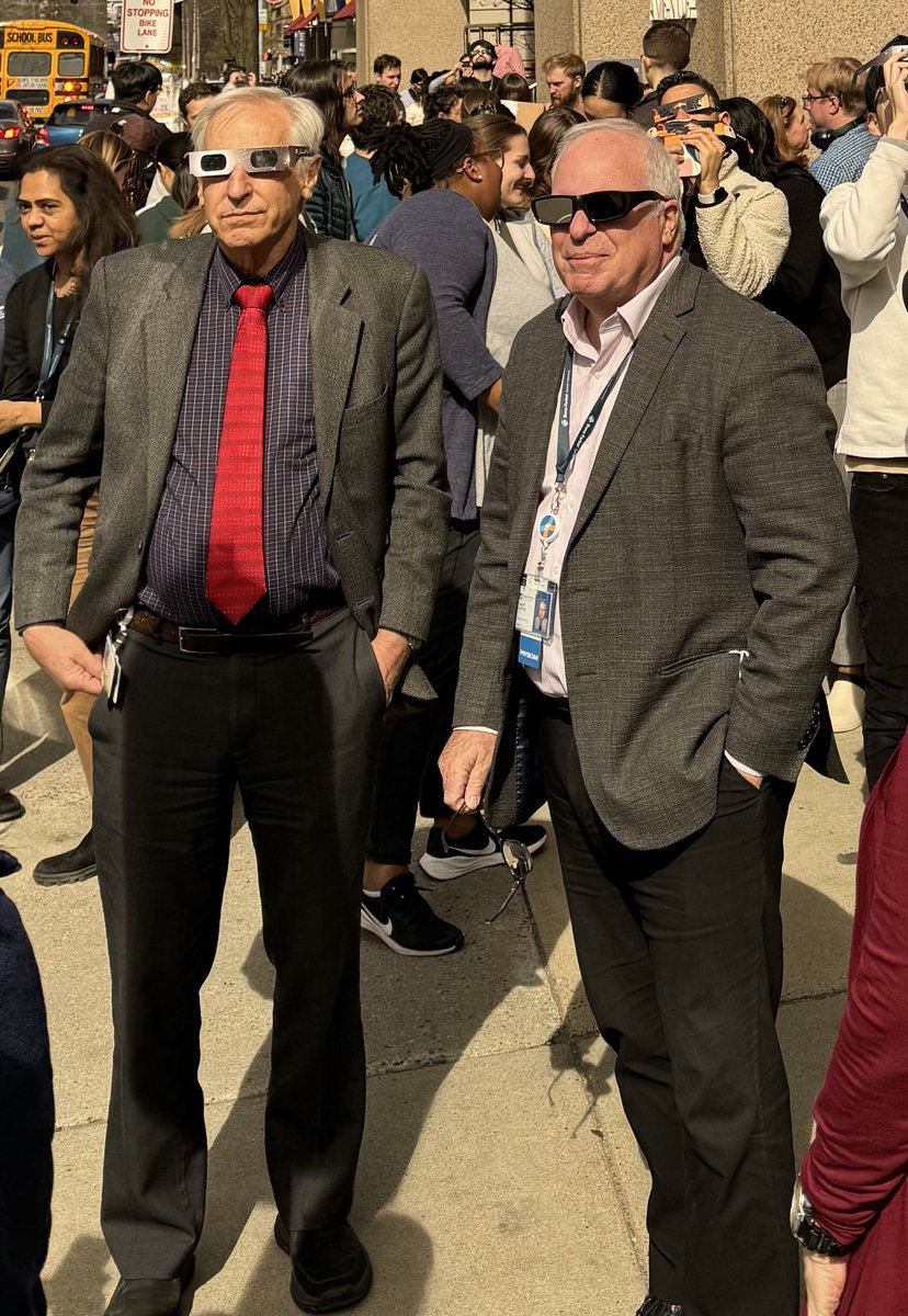 IFYKYK … two of the true OGs of #BMT catching the eclipse and looking good doing it ⁦⁦@DanaFarber⁩ ⁦@romeerizwan⁩ ⁦@MGooptu⁩ ⁦@DrCCutler⁩