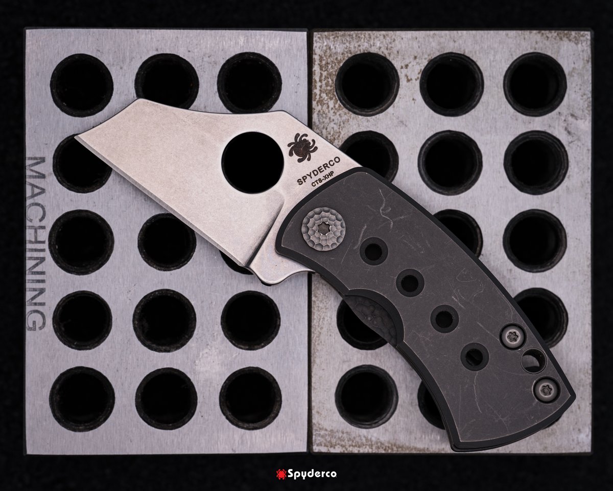 SpydercoKnives's tweet photo. How do you pack cutting power, scalpel-like dexterity, impressive style, and custom-quality craftsmanship into a carry-anywhere package? Easy. With a Spyderco McBee™ folder. #Spyderco #SpydercoMcBee https://t.co/XwNJjQX6QW