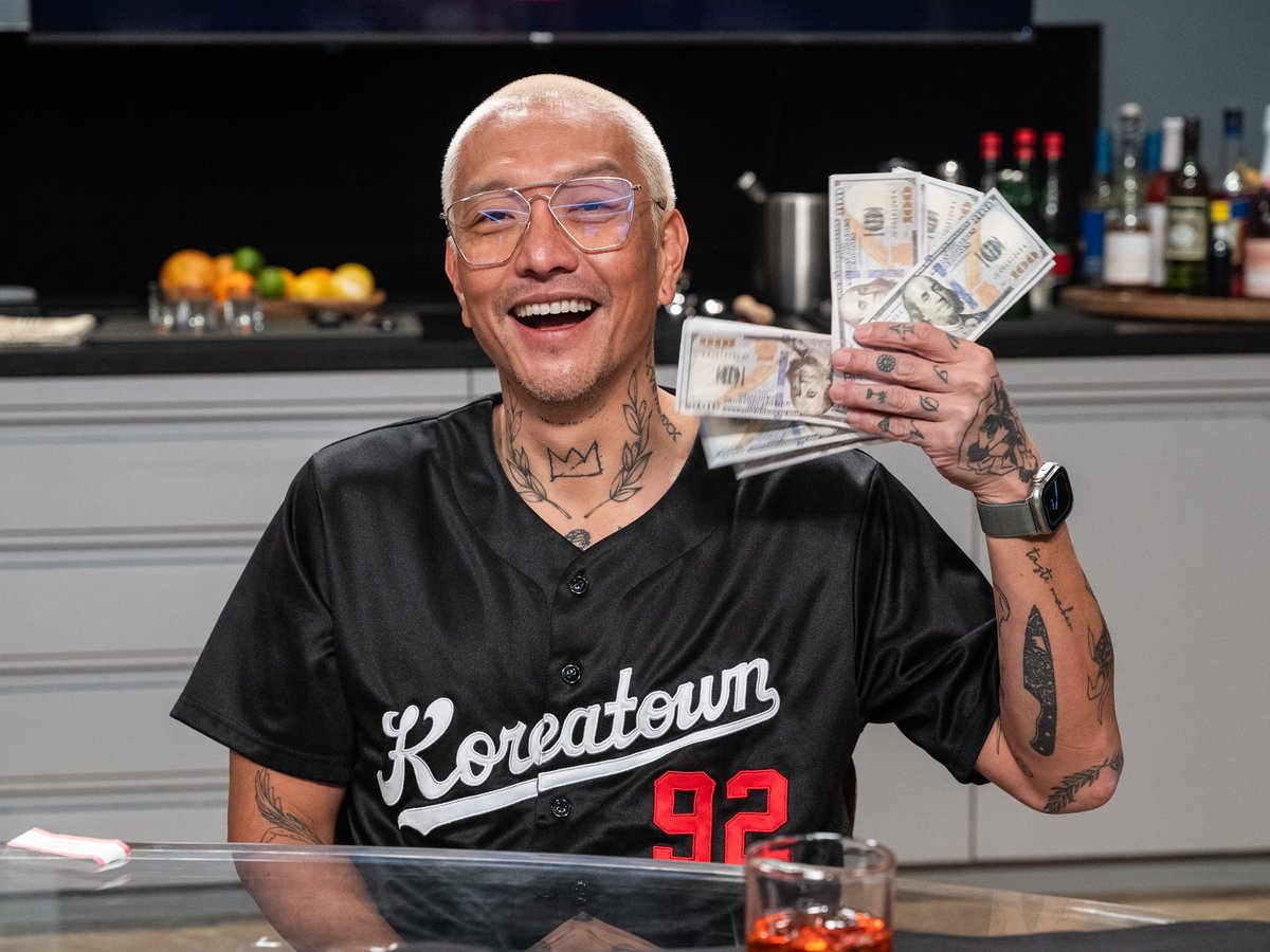 ♠️ LA in the house!!! ♠️ <a href="/chefadjepong/">Eric Adjepong</a> is inviting <a href="/meilin21/">Mei Lin</a>, @marcelvigneron + <a href="/chefchrisoh/">chris oh</a> to a NYC special: a high-stakes culinary poker game 💸 These West Coast friends are ready to bet + cook it all 🔥

All-new #WildcardKitchen &gt; Tuesday @ 9|8c