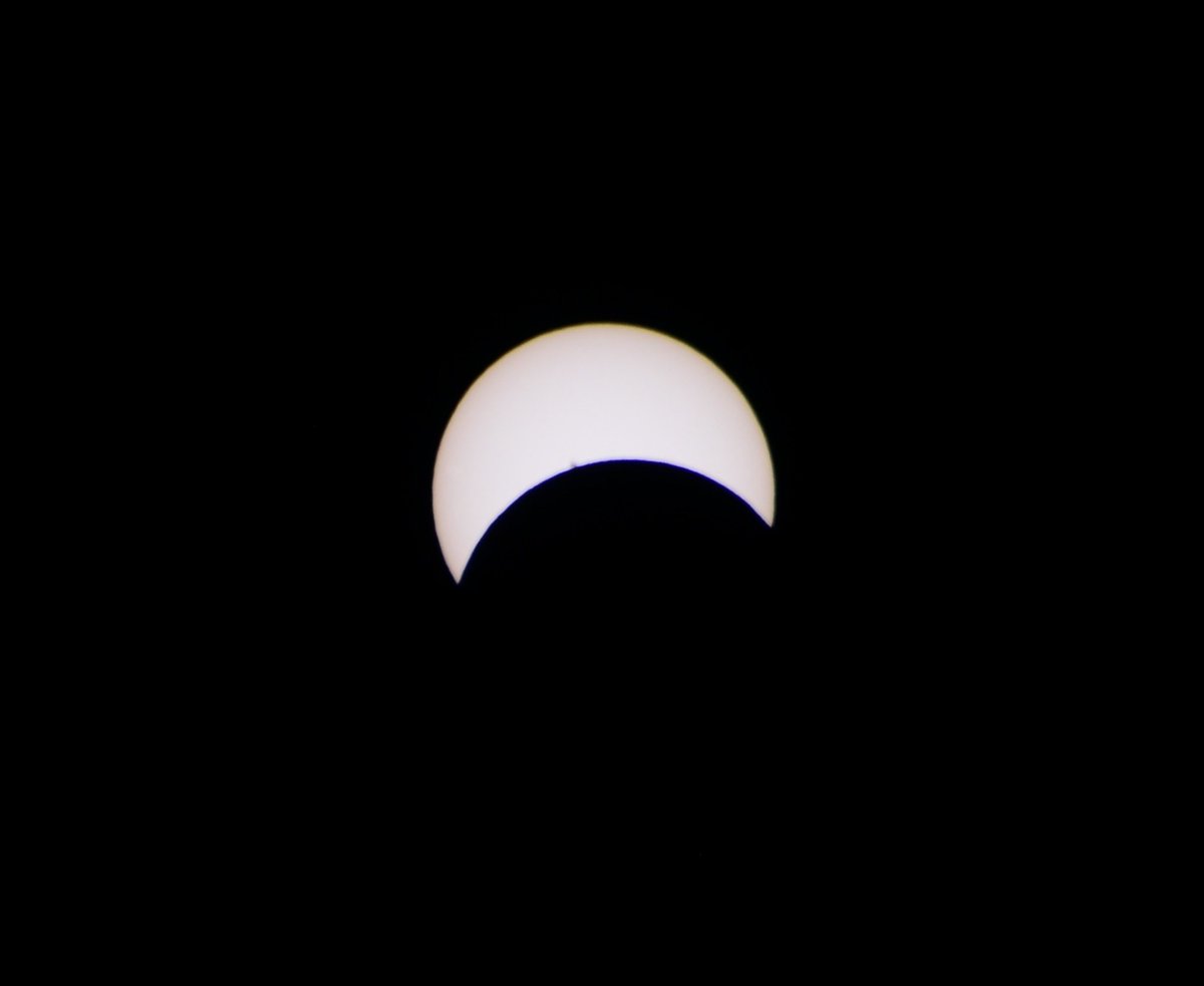 GiantFanInSoCal's tweet photo. @NWSSanDiego Max from #PerrisValley
#TotalSolarEclipse2024 https://t.co/ro110b3vtq