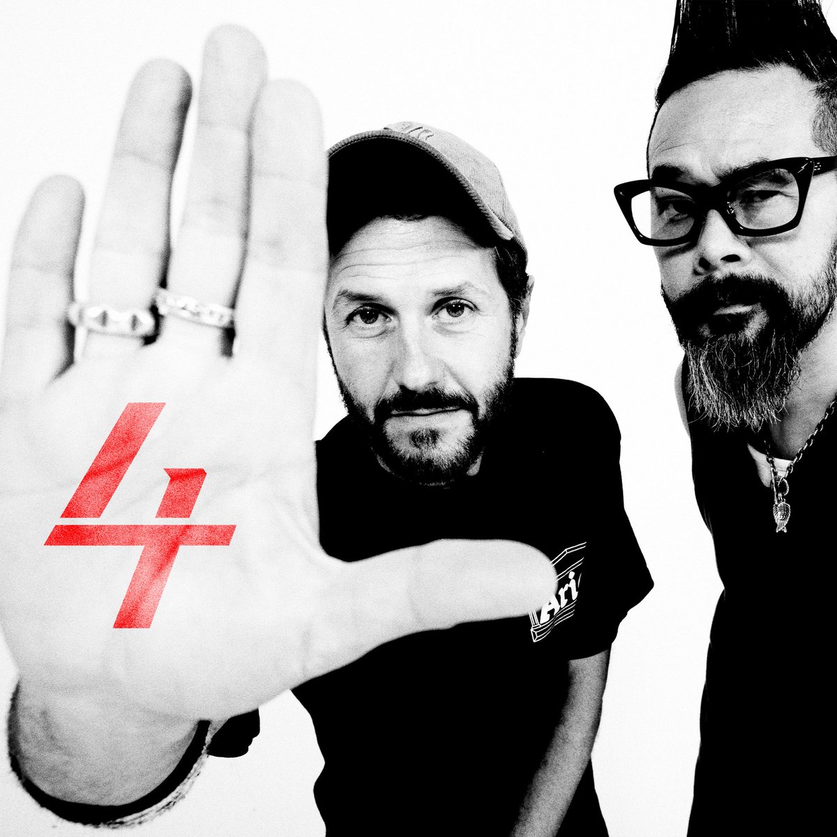 Black / Red is currently sitting at number 4 in the official album midweek chart. Thank you to everyone who has streamed and bought a copy so far x Feeder. #feeder #blackred #newalbum #stream #newmusic