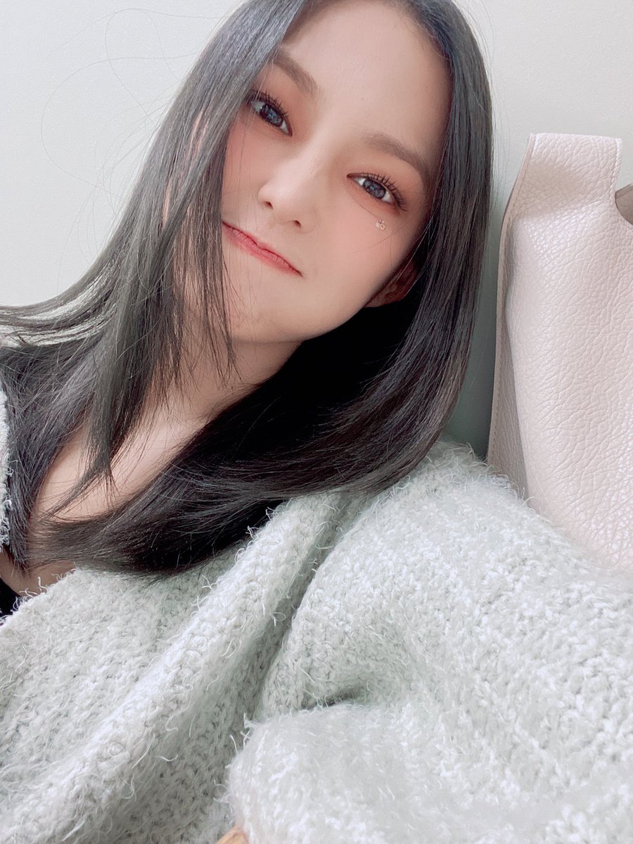 lilacsvlog's tweet photo. ⠀⠀⠀⠀⠀⠀⠀⠀⠀
𓏲 ๋࣭  Preparada y muy lista estoy porque han anunciado el #æ·𝓰𝑖𝐫𝕝𝒔𝜗𝜚𝐫e𝕥u𝐫𝚗 y me da emoción asistir a una de sus primeras pero tantas presentaciones. I'm ready to take it to the #𑜐꯭𝚎𝑥𝕥ʚɞྀ𝑙e𝚟e𝑙 。°
⠀⠀⠀⠀⠀⠀⠀⠀⠀ https://t.co/o5Llb9VXZT