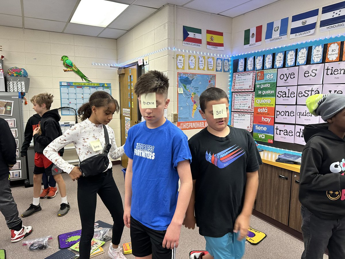 Maestra Zaragoza tweet media