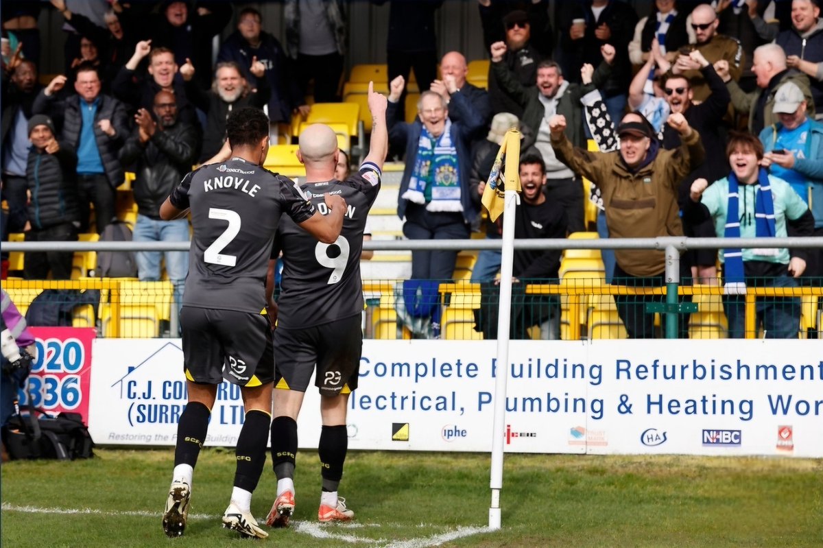 On Saturday, Paddy Madden moved up to =12th in the all-time County goalscorer charts, equalling Alun Armstrong's tally of 61 ⚽️ He's now just 3 off Jim Gannon's (👑) 64 Goals in 10th place 🇮🇪🎩 #stockportcounty