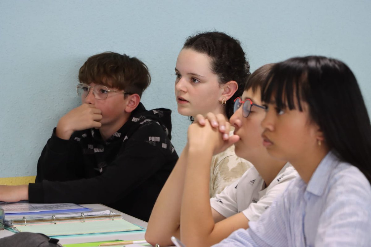 Suite de la visite au collège Bellime de COURPIÈRE...