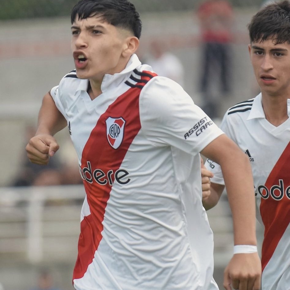 #FútbolFormativo⚽️ Los resultados de la jornada de Juveniles AFA frente a Platense:

✅ 4ta División: 4-0
✅ 5ta División: 1-0
❌ 6ta División: 2-4
✅ 7ma División: 4-0
✅ 8va División: 3-1
✅ 9na División: 2-1

#VamosRiver⚪️🔴