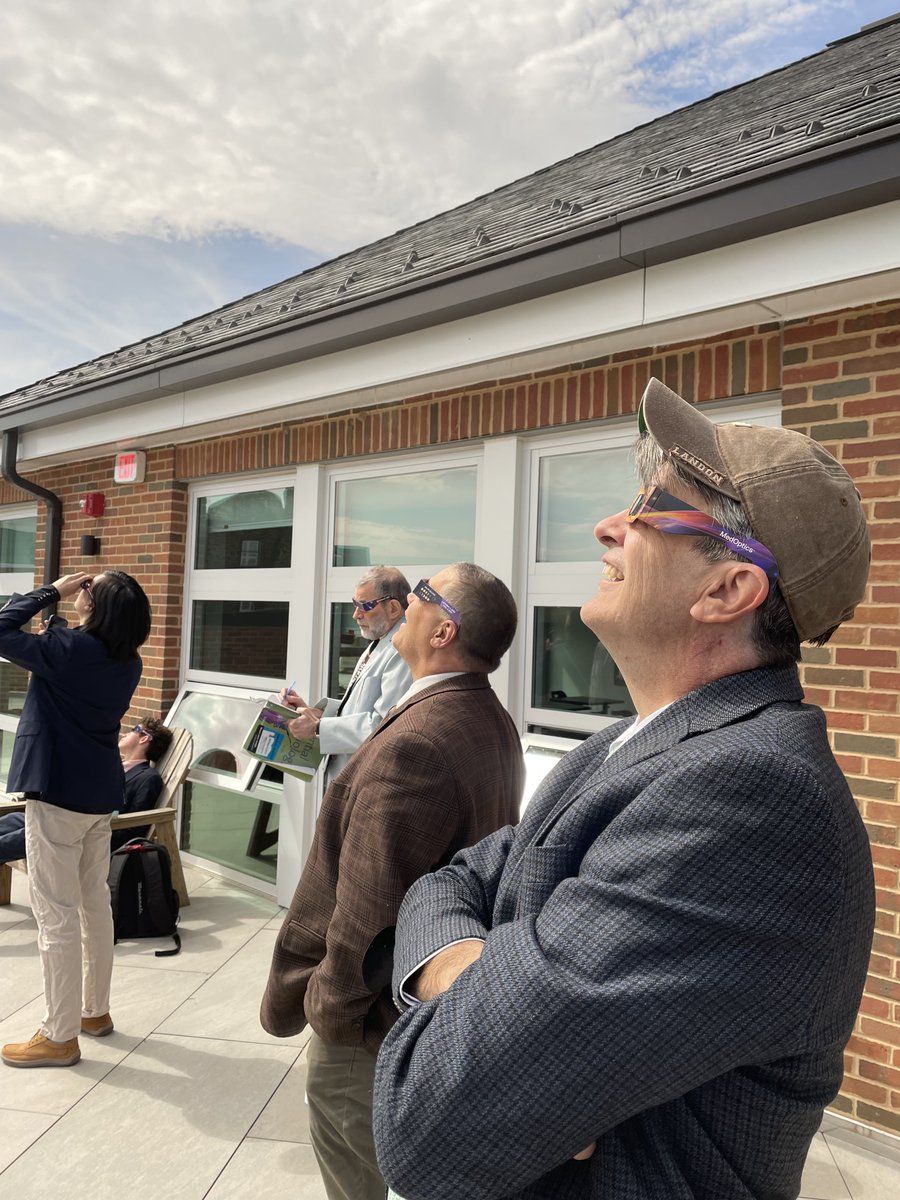 What an experience to watch the solar eclipse this afternoon at one of our AISGW member schools  - complete with safety glasses, Sun Chips and Moon Pies. Already looking forward to 2044! <a href="/AISGWtweets/">AISGW</a> <a href="/landonschool/">Landon School</a>