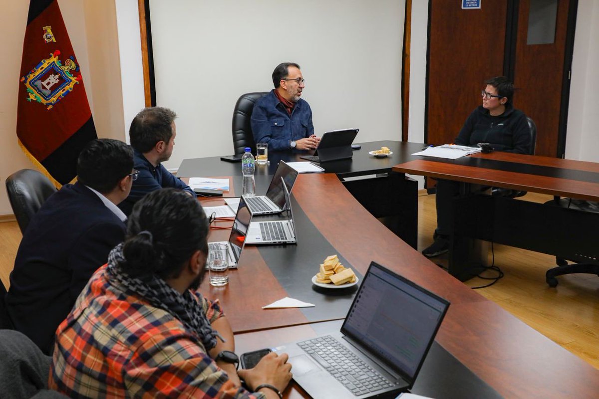 🌾#QuitoRural | Nos reunimos con el alcalde @pabelml para revisar la estrategia de desarrollo rural. Se destaca el fortalecimiento de la institucionalidad para el trabajo con la ruralidad, además del desarrollo del fondo de USD 15 millones para obras y proyectos en la ruralidad.