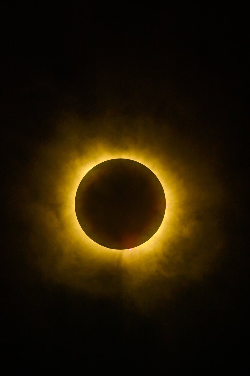 This is one of the most incredible moments I’ve ever experienced 😍. 

Just wow.

#Eclipse2024
