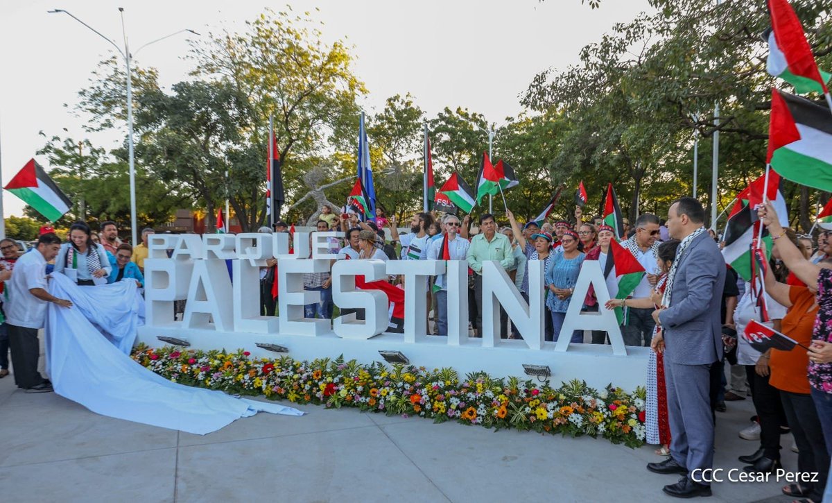 ElCuerv0Nica's tweet photo. La solidaridad del Frente Sandinista de #Nicaragua para la causa palestina es histórica y se mantiene más firme que nunca.
#PLOMO19 #IndictGermany https://t.co/DDpLnEMCuX