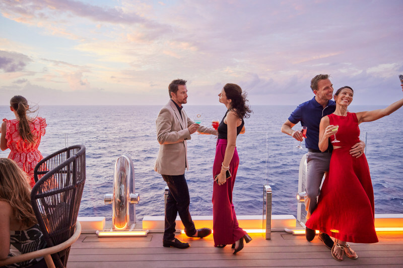 🚢 'NOTHING COMES CLOSE' TO THE ELEVATED EXPERIENCE OF CELEBRITY CRUISES 💫 brnw.ch/21wICSO #CelebrityCruises ⛵️🌊🎉