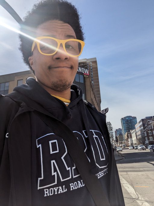 Outside for once lol https://t.co/Dd5WZMSy5a