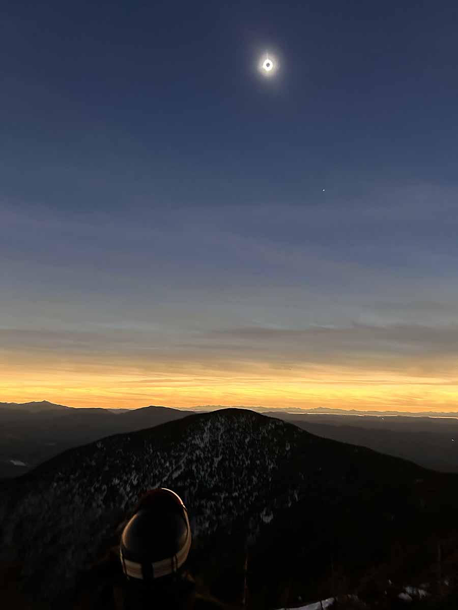 Truly amazing to experience total solar eclipse on top of Jay Peak Vermont #LánurúnaGréine #visitnewengland @VermontTourism