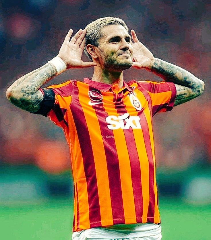 İyi geceler Büyük #Galatasaray ailesi. ♥️💛

#WeAreGala  #Hedef24 #SenŞampiyonOlacaksın