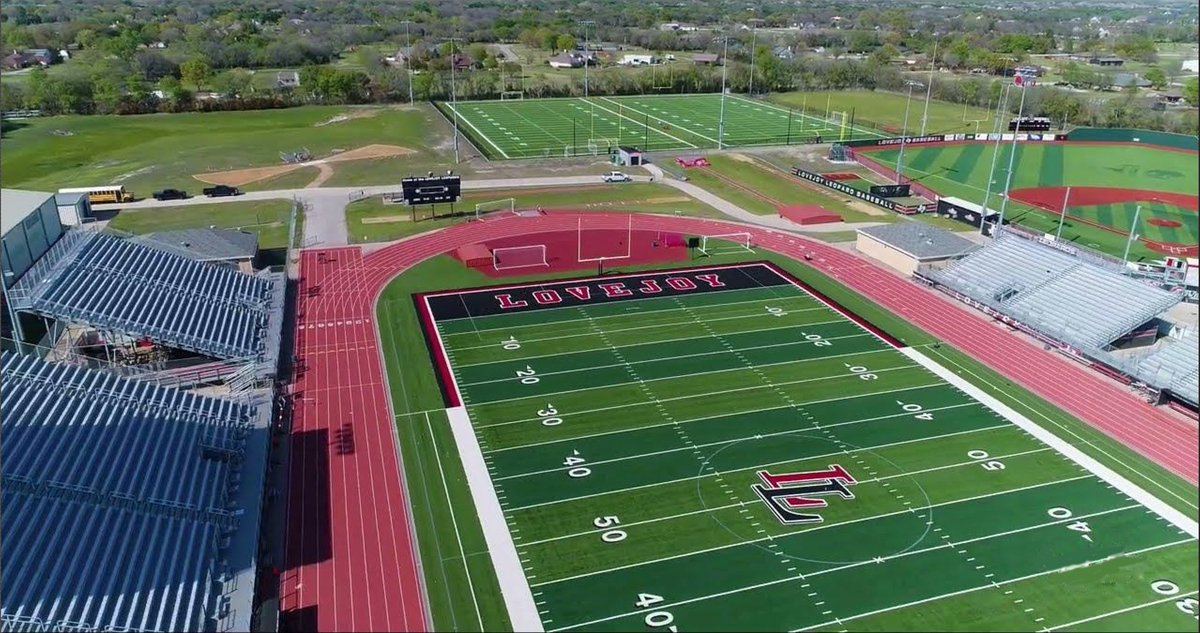 I cannot wait until these fields are full of QB’s, WR’s and Skill Position athletes from all over Texas for summer camp. Spots are limited and registration is open. Rising 5th - 12th graders…Lets Go!! #TDQBWR33