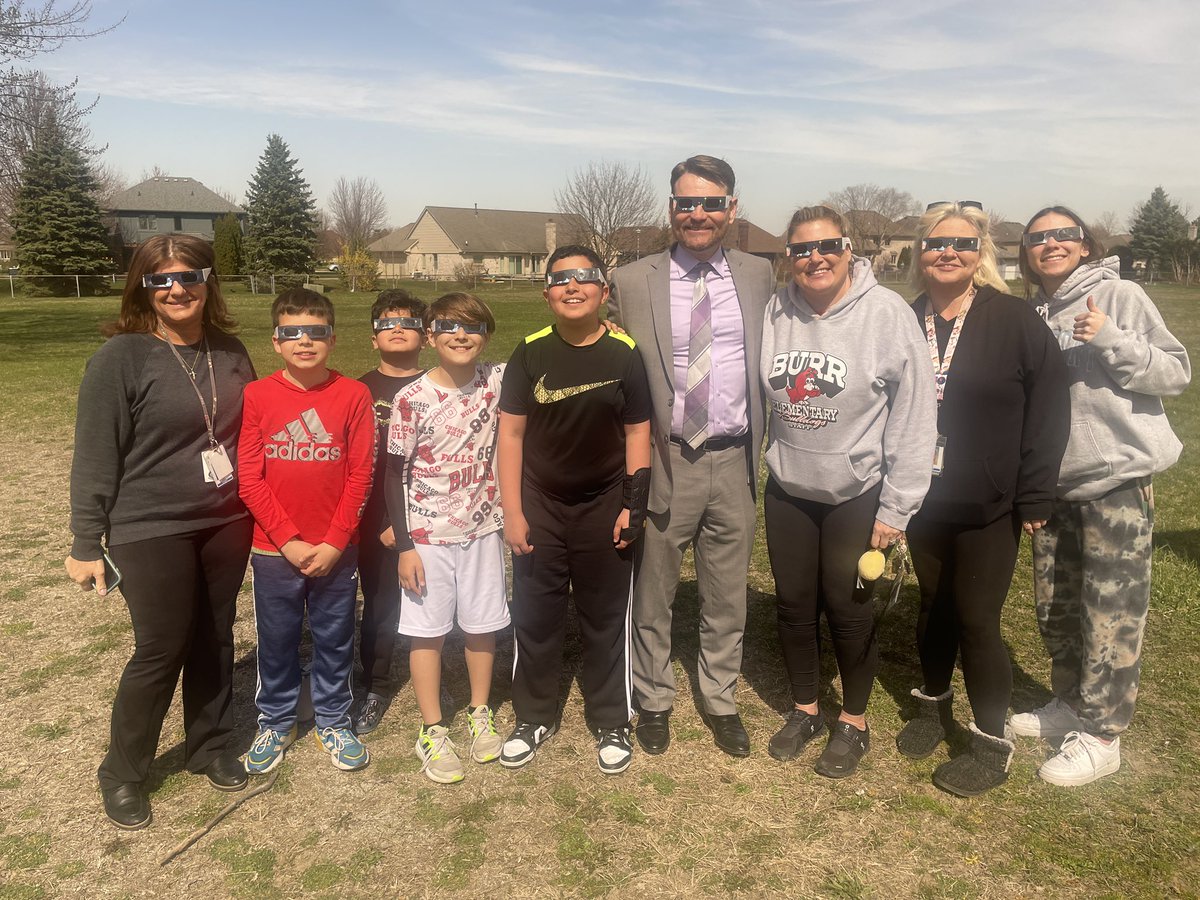 And just like that, the solar eclipse came and went, but not before our students used their Solar Eclipse Viewing Glasses to see the scientific phenomenon first-hand! Here are some highlights from the viewing event at Burr Elementary! 😎☀️