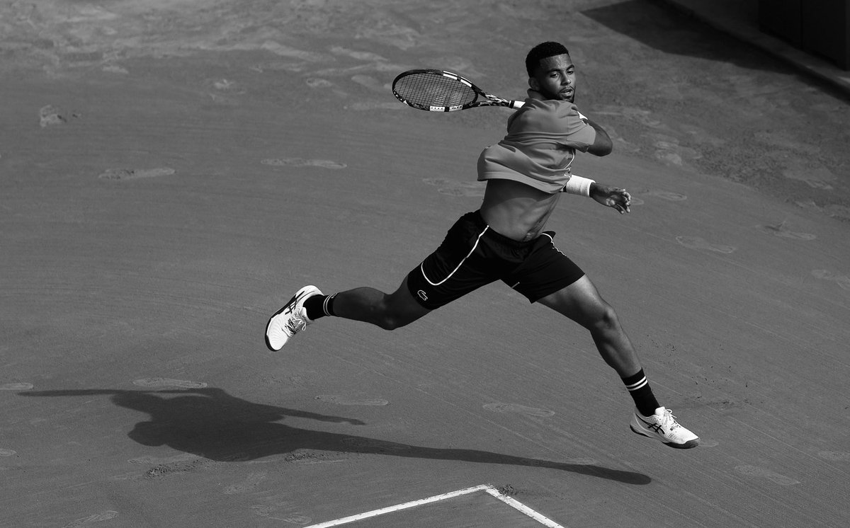 #RolexMonteCarloMasters | @ArthurFils1 is through to the second round after an impressive 6-0, 6-2 victory over lucky loser Yannick Hanfmann. The 19-year-old Frenchman, making his debut at the Masters 1000 event, faces Italy’s Lorenzo Musetti next. 📸 | Julian Finney [Getty]