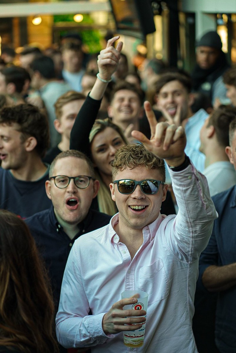 Hands up if you’re thinking about euros already ⚽️