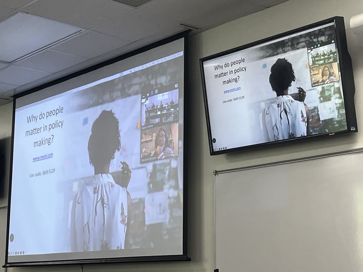 The students in my global health policy class were very fortunate today The inspirational ⁦@thewrittenro⁩ gave a powerful, compelling, interactive lecture on “why global health needs (real) participatory & community-led policymaking” Thank you Dr Burgess! 1/2