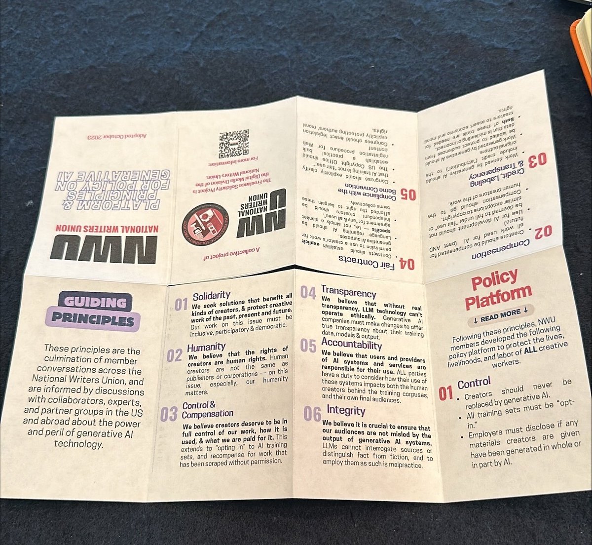 @AuthorsGuild @ALCS_UK Alexis Gunderson @paythewriter discussed the need to organise to establish regulation on AI. Offering a break from PowerPoint we get an excellent delivery of platform and principles nwu.org/nwu-releases-p…