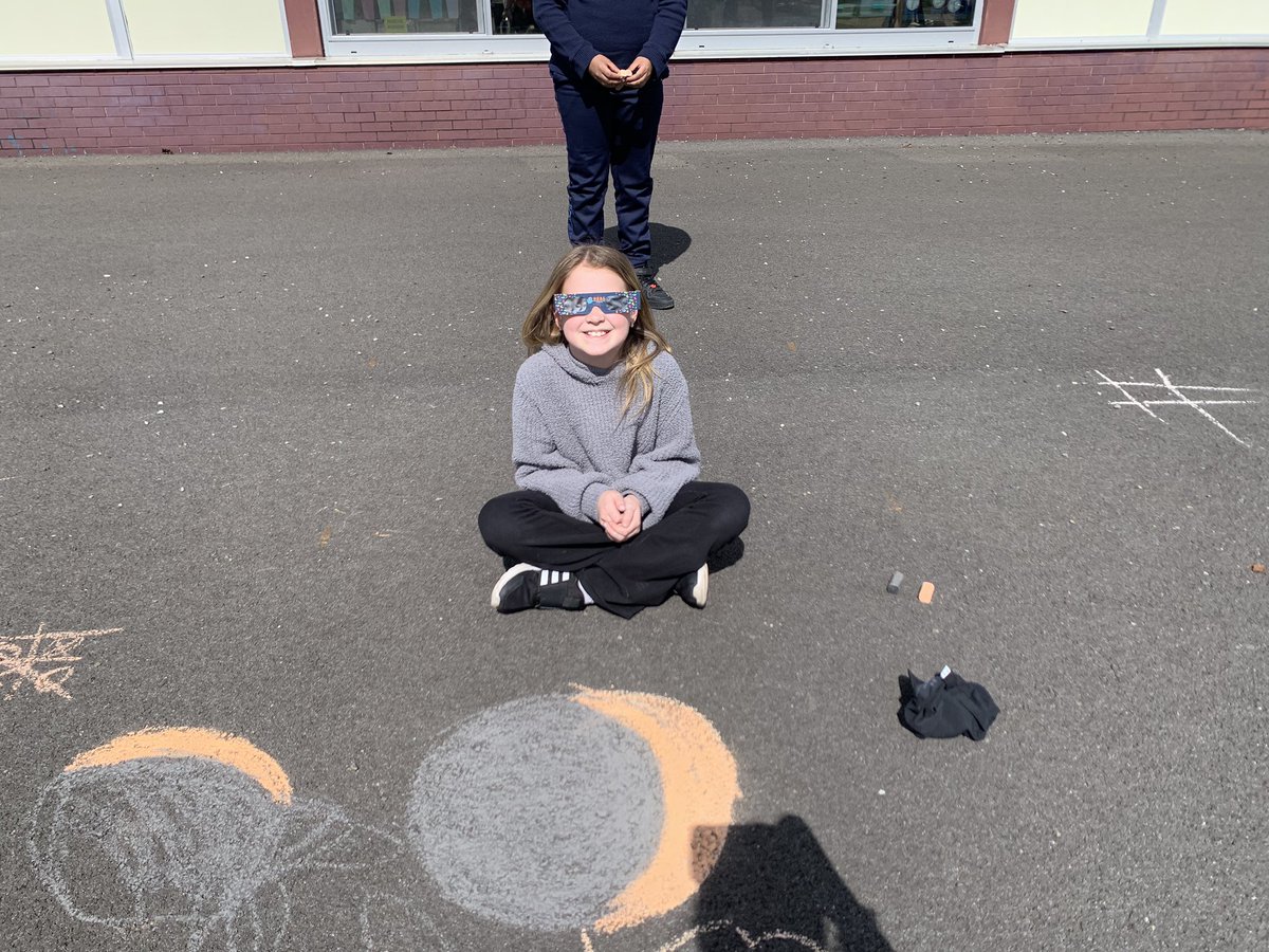 E McCavara tweet media