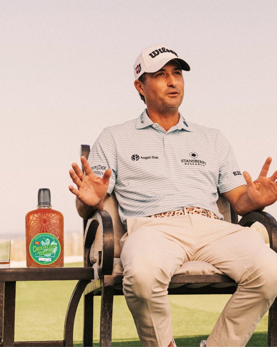 Telling a good story #AintNoHobby for @K_Kisner , and neither is sipping damn good whiskey on #Masters week⛳🥃