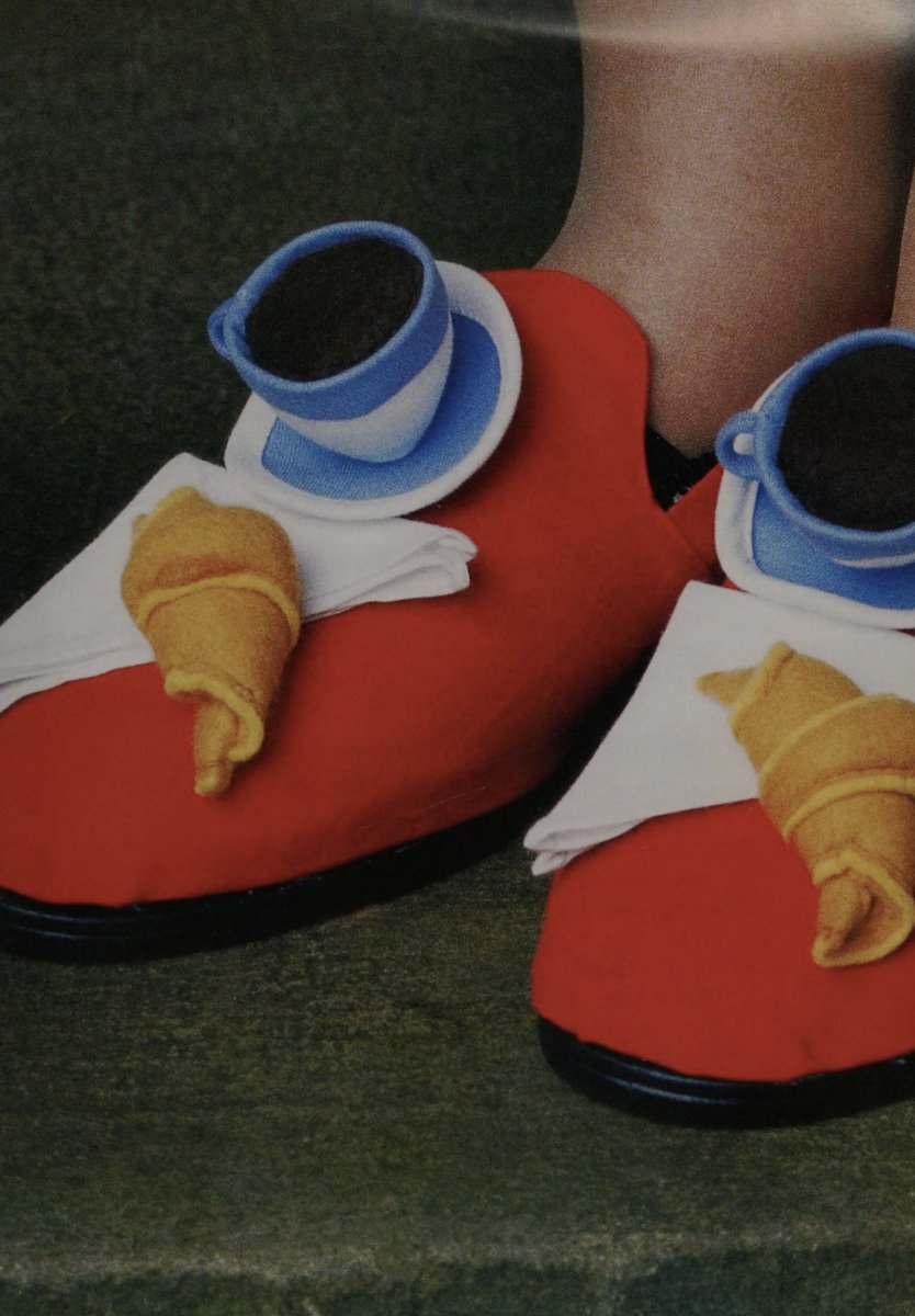 Killer slippers &amp; how to make them, 1997.

Full book:
archive.org/details/killer…

thanks <a href="/MessyNessyChic/">Messy Nessy’s Cabinet</a>