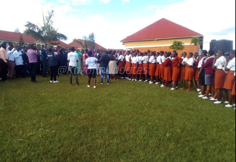 Mrs Charlotte Kainerugaba officiated at the groundbreakng ceremony for the construction of a multipurpose hall at Bishops' Girls School, Rushere. This follows a fundraising dinner she led which raised Ugx 555,150,000. Her support for the education of the girl child is appreciated