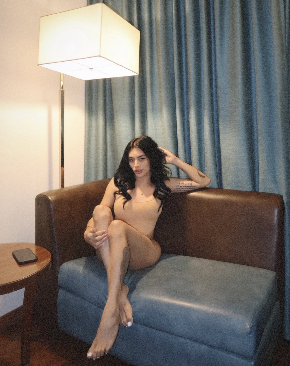 melodysancheez's tweet photo. If we were together, I'm sure we wouldn't be getting any sleep tonight. https://t.co/uaY99Z17d2