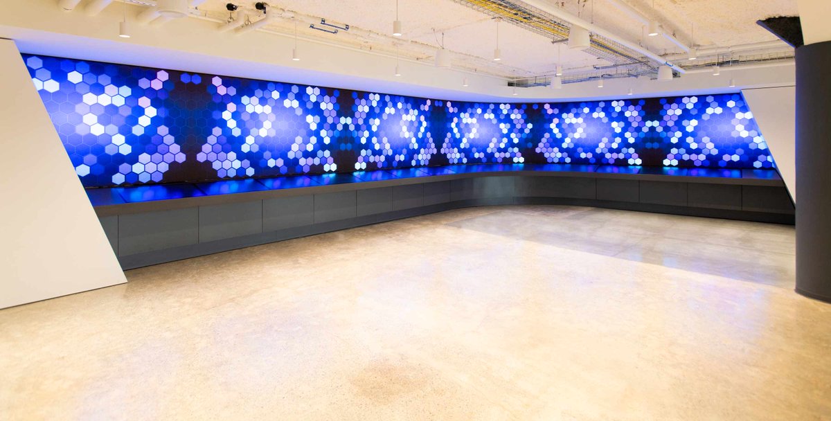 To create areas for student interaction on campus, the staff at the #GeorgiaTech Library created this new Interactive Media Zone for students. This curved interactive wall features more than 40 feet of Nanolumens' 1.56 Nixel Flex and 10 interactive tablet stations.