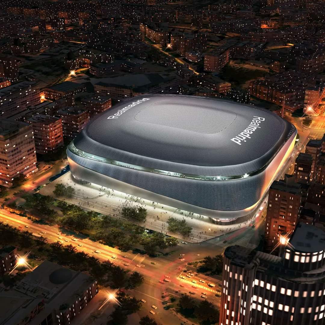 🚨 Ahead of tomorrow's crunch UCL tie, Real Madrid will ask UEFA if they can close the Bernabéu’s roof to make the atmosphere as loud as possible in their match against Manchester City. Via: The Athletic FC #UCL #HalaMadrid #Merrybet #whereChampionsplay