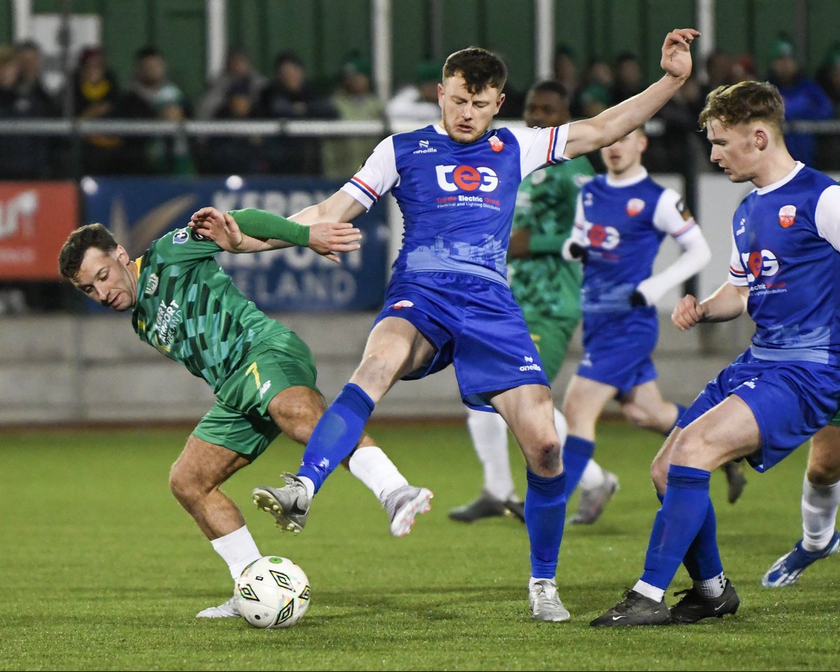 Treaty United host an in-form Kerry FC side at the Markets Field on Friday, in what is the biggest meeting between the sides to date 👀 Let's #FillTheField on Friday as Treaty look to return to winning ways in a Munster Derby 💪 🎟️ - TreatyUnitedFC.com/tickets 📸 @pix360_adam