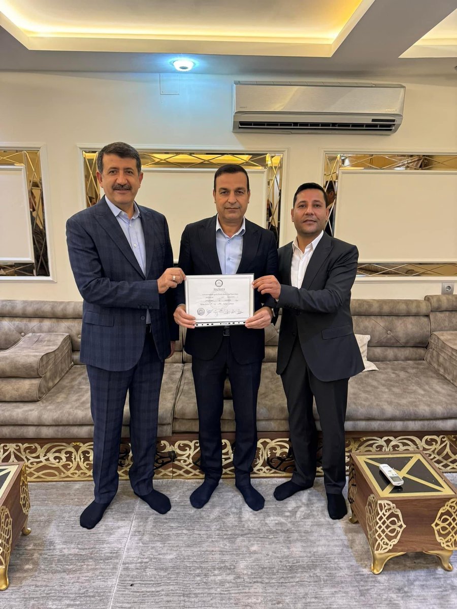 Hasan Aslan (@aslanhasan0063) on Twitter photo İL Genel Ve Eyyübiye Meclis Üyeliği İçin Bu gün Mazbatamızı Aldık Rabbim Muvaffakiyetler versin inşallah.
<a href="/Aziz_Aslan63/">Aziz Aslan</a> <a href="/MehmetEkinci63/">Mehmet EKİNCİ 🇹🇷</a> İL Genel Ve Eyyübiye Meclis Üyeliği İçin Bu gün Mazbatamızı Aldık Rabbim Muvaffakiyetler versin inşallah.
<a href="/Aziz_Aslan63/">Aziz Aslan</a> <a href="/MehmetEkinci63/">Mehmet EKİNCİ 🇹🇷</a>
