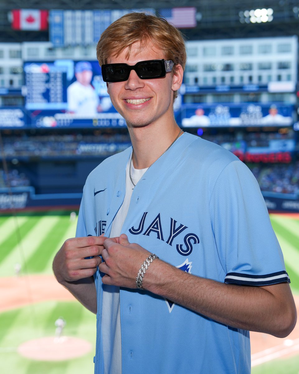 Let’s play ball ⚾️

Happy Home Opener to our guys <a href="/BlueJays/">Toronto Blue Jays</a>