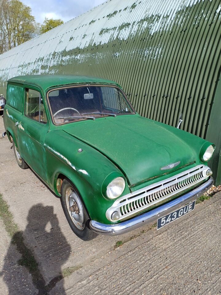 Ad:  1963 Commer Cob
On eBay here -->> ow.ly/nyj750Ra9FB

 #ClassicVehicles #ClassicCarAuction #CarRestoration #ClassicCarSale #RetroRides