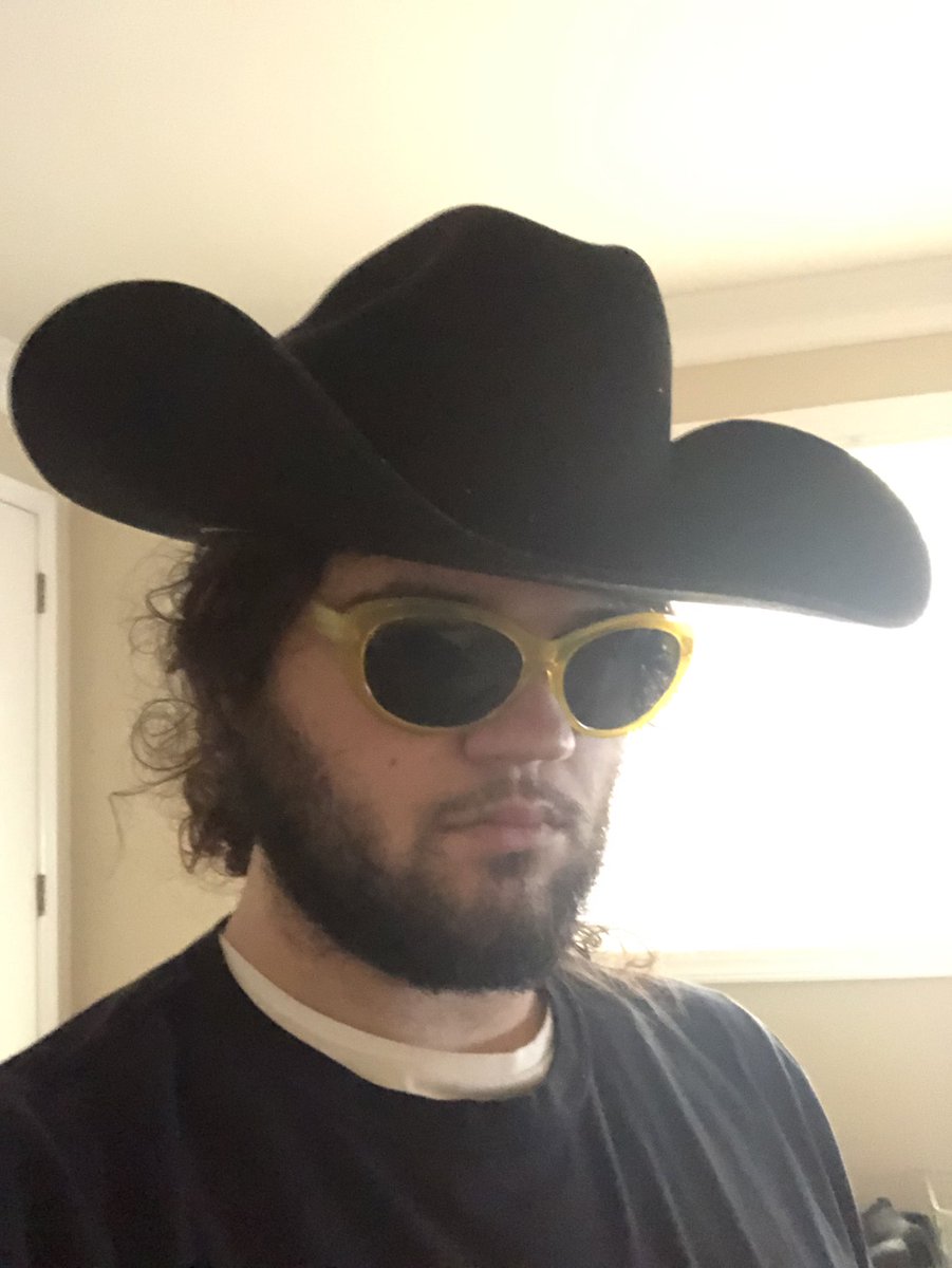 BUFFYMAX666's tweet image. Put out a new sawng bout killin 

artists.landr.com/064837735801