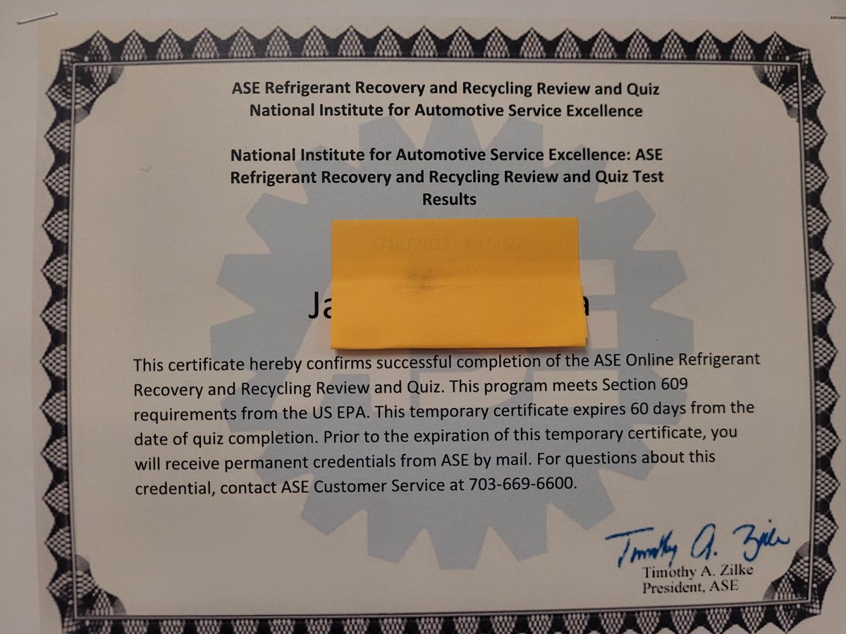 AutoHarlan's tweet image. Auto Tech 1 students showing off their ASE 609 certifications. 609 is a program established for A/C refrigerant recovery & handling. It was created by the EPA in conjunction with ASE. #NISDSuperiorCTE @NISDHarlan