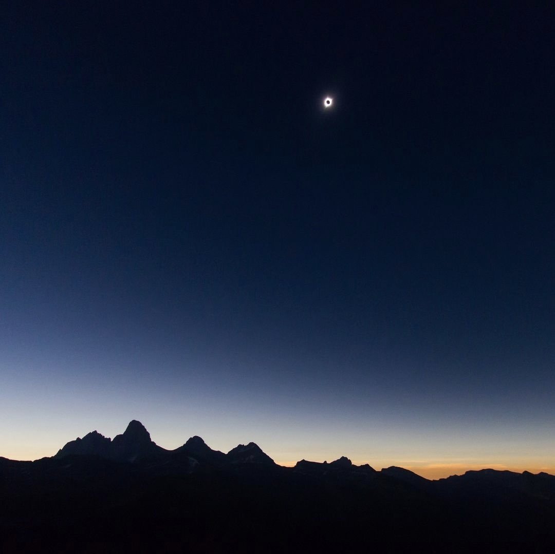 So jealous of everyone at home getting ready to watch the #SolarEclipse2024. We got to experience totality in the Tetons in 2017. Easily one of the most moving experiences I've had.