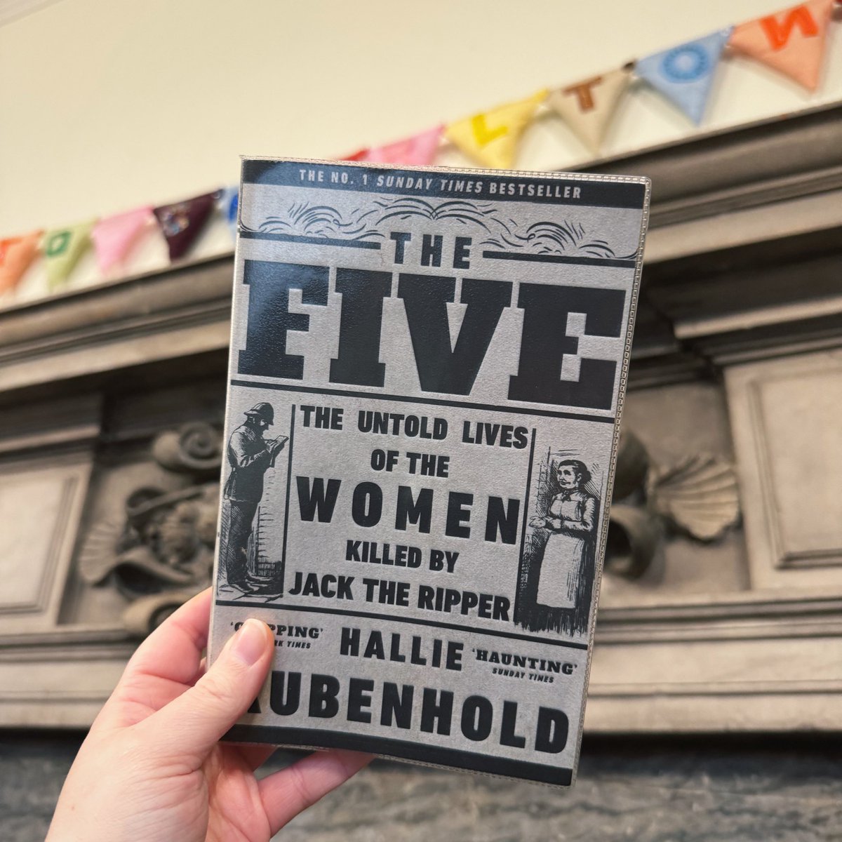 Our ‘Books and Beyond’ evening Reading Group enjoyed discussing this month’s book ‘The Five: The untold lives’ by #HallieRubenhold at #CharltonLibrary last week! 📖 We have great conversations about books. Ask to join next time you visit, new members welcome! #LoveYourLibrary