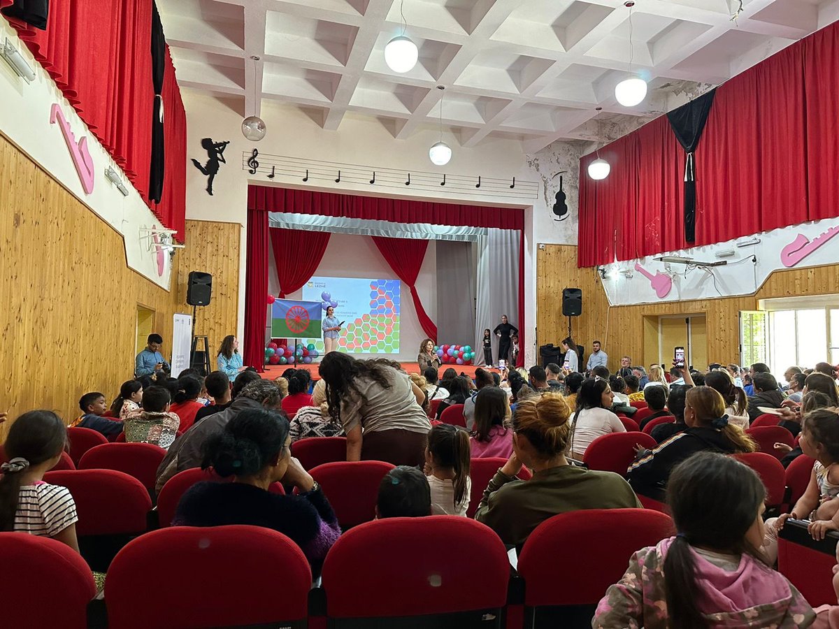 Roma children and youth, beneficiaries of the after-school programme at the Resilience Center Lezhë, presented various artistic performances including paintings, poetry, dance, and songs, accompanied by awareness-raising messages @USAIDAlbania @WVAlbania @DifferentEqual2