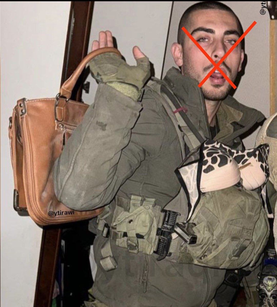 LPG'li ahlaksız Yüzbaşı Aaron'a RPG çarptı, parçalara ayrıldı ailesine siyah bir çantada döndü.

Kassam onu paramparça etti

#ElKassamTugayları #KudüsTugayları
#Sondakika #Telaviv #Israel Tel Aviv
Azerbaycan Yahudi #Güneşturulması