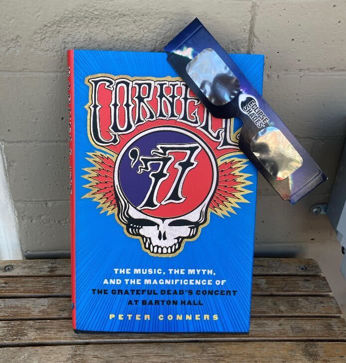 Grab a #CornellUniversityPress book and your #SolarEclipse glasses this afternoon! They'll make for a great bookmark after the main event. ☀️ 😎 🌙 May we suggest CORNELL '77 as a read? 📕