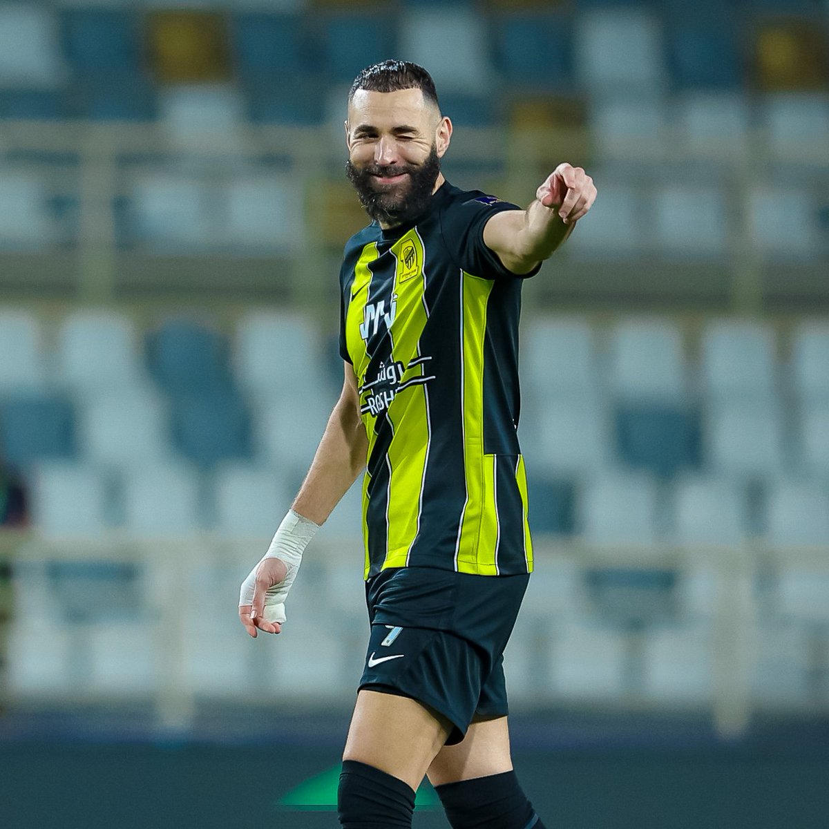 5️⃣5️⃣ ثانية فقط

أسرع هدف في تاريخ مسابقات السوبر 🕥

كريم بنزيما يعرف التاريخ جيدًا 👑

 #الاتحاد_الوحدة  
 #كأس_الدرعية_للسوبر_السعودي