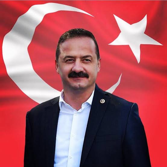 m3vzu's tweet photo. 🔴 Yavuz Ağıralioğlu: “Allah izin verirse Sonbaharda, altyapısını tamamladığımız bir siyasi mücadele ile milletimizin teveccühüne talip olacağız.” https://t.co/pdd3RkIePO
